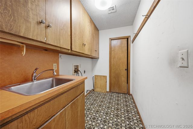 4522 E 75th Street, Tulsa, OK 74136
