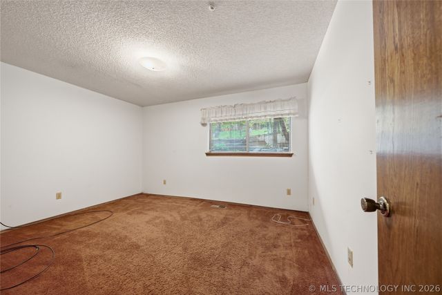 4522 E 75th Street, Tulsa, OK 74136