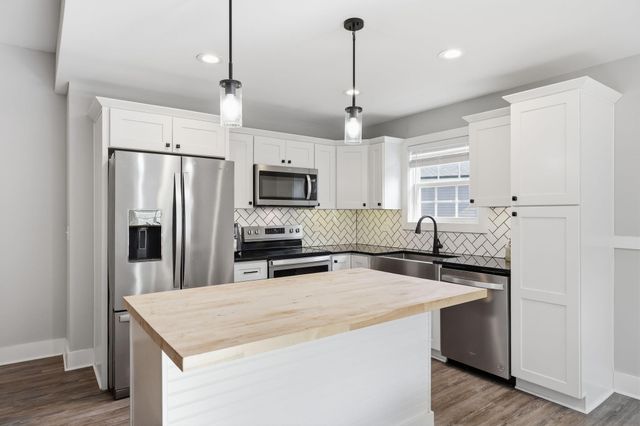 413 Star Court, Richmond, KY 40475