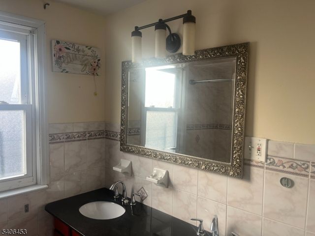 1128 Saint Louis Ave 2, Hillside Twp., NJ 07205