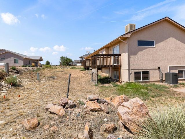 807 S Aguilar Ln, Pueblo West, CO 81007