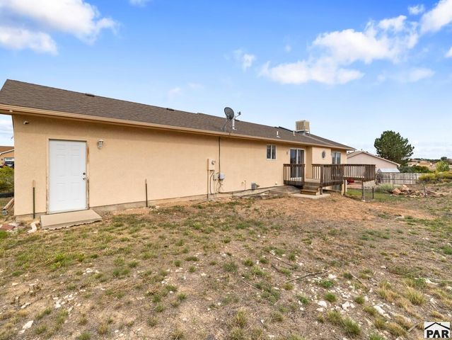 807 S Aguilar Ln, Pueblo West, CO 81007