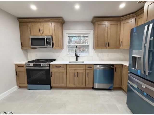 93 Highland Ave, Bridgewater Twp., NJ 08807