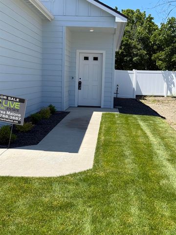 407 N Martini Ln, Spokane Valley, WA 99206