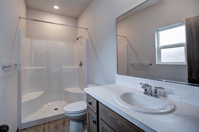 407 N Martini Ln, Spokane Valley, WA 99206