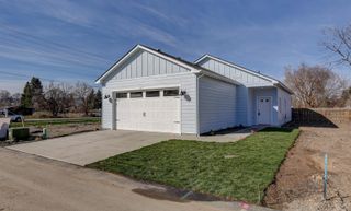 407 N Martini Ln, Spokane Valley, WA 99206