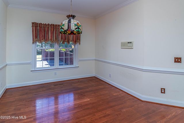 301 Edgebrook Drive, Pikeville, NC 27863