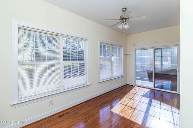 301 Edgebrook Drive, Pikeville, NC 27863