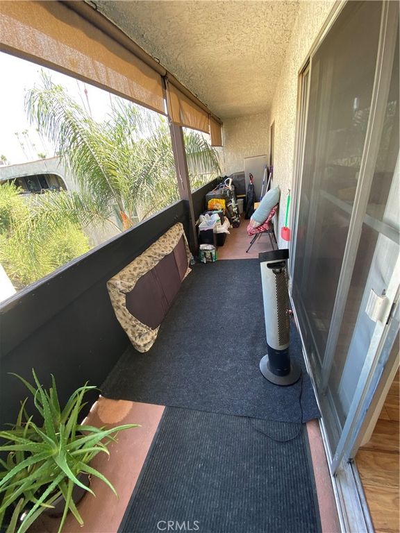 Image 35 of property listing at 5334 Lindley Avenue 319, Encino, CA 91316