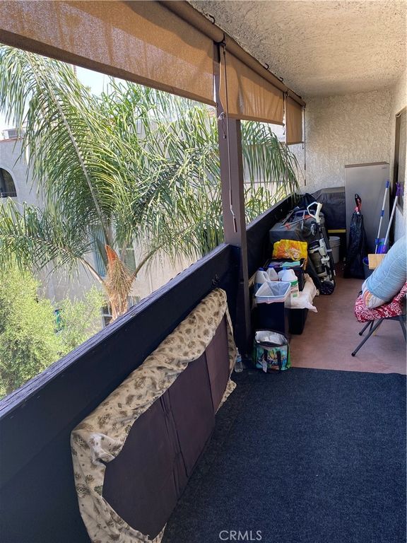 Image 36 of property listing at 5334 Lindley Avenue 319, Encino, CA 91316