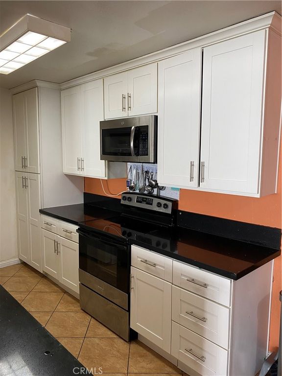 Image 51 of property listing at 5334 Lindley Avenue 319, Encino, CA 91316