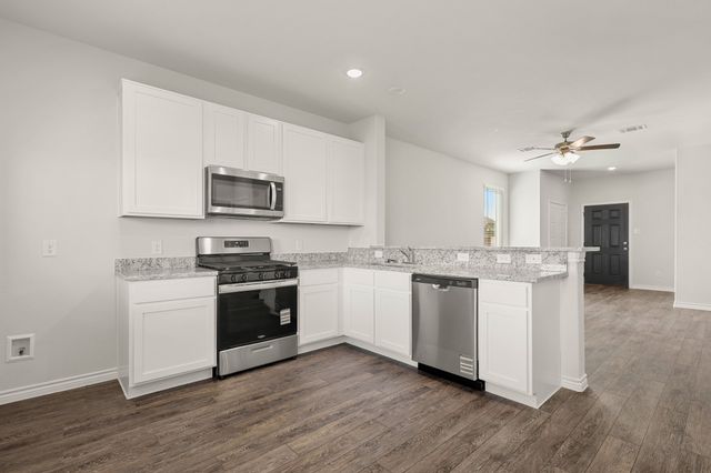 7008 Trestle Street, Fort Worth, TX 76036