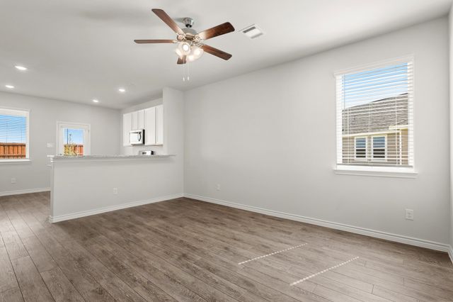7008 Trestle Street, Fort Worth, TX 76036
