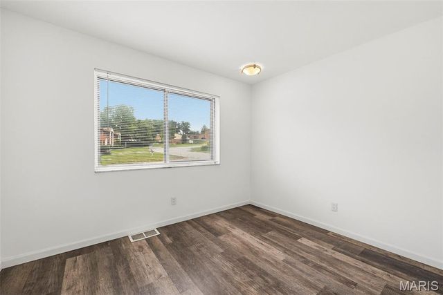 7904 Camelot Lane 1, St Louis, MO 63123