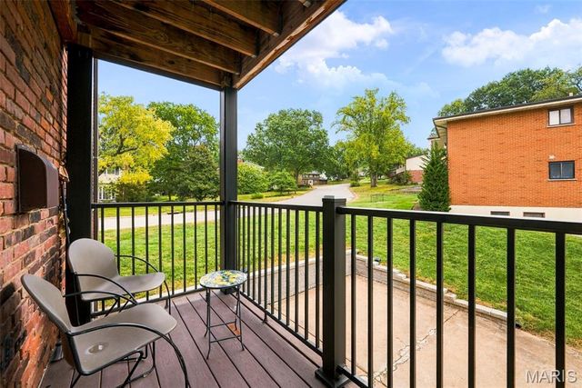 7904 Camelot Lane 1, St Louis, MO 63123