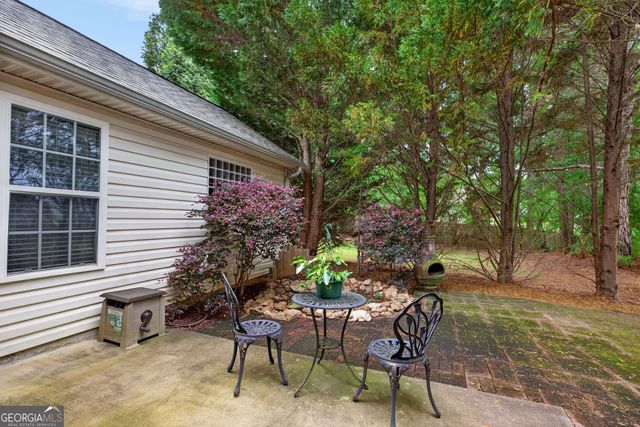 38 Bedford Park Drive, Newnan, GA 30263