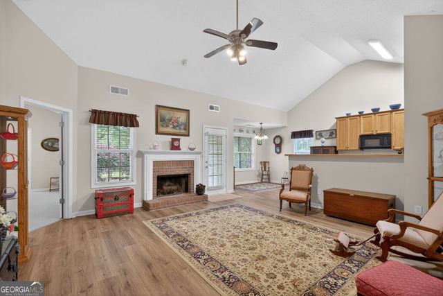 38 Bedford Park Drive, Newnan, GA 30263