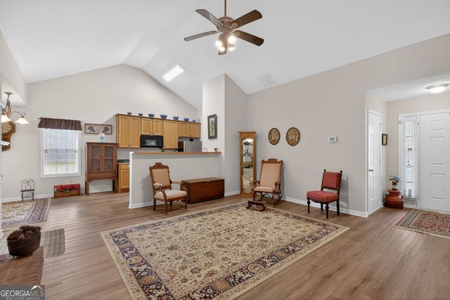 38 Bedford Park Drive, Newnan, GA 30263