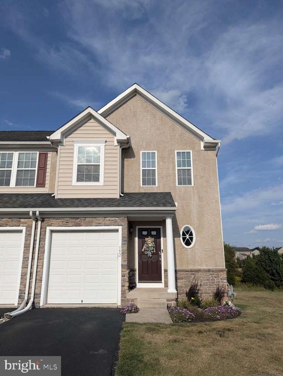 152 FAWN DR, Gilbertsville, PA 19525