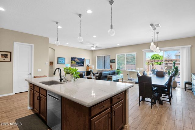 42222 W ALMIRA Court, Maricopa, AZ 85138