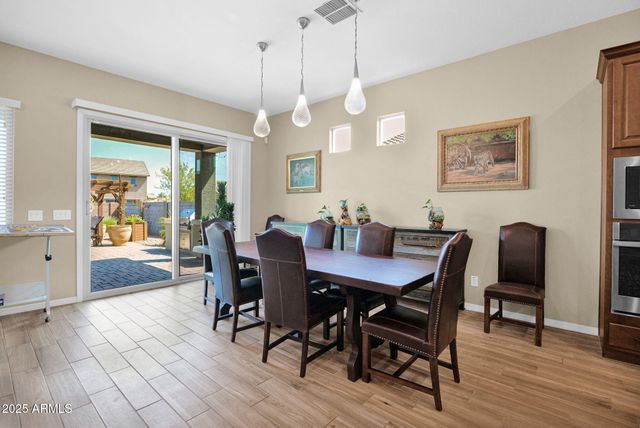 42222 W ALMIRA Court, Maricopa, AZ 85138