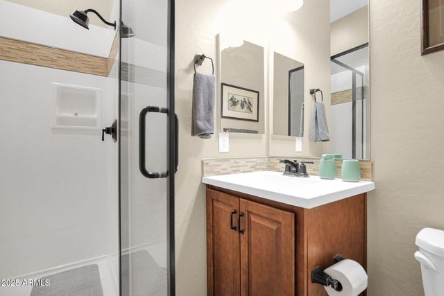 42222 W ALMIRA Court, Maricopa, AZ 85138