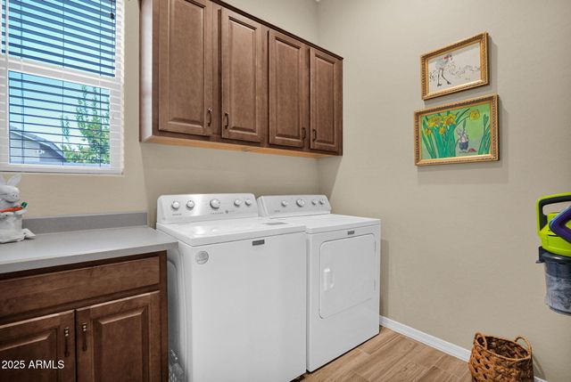 42222 W ALMIRA Court, Maricopa, AZ 85138