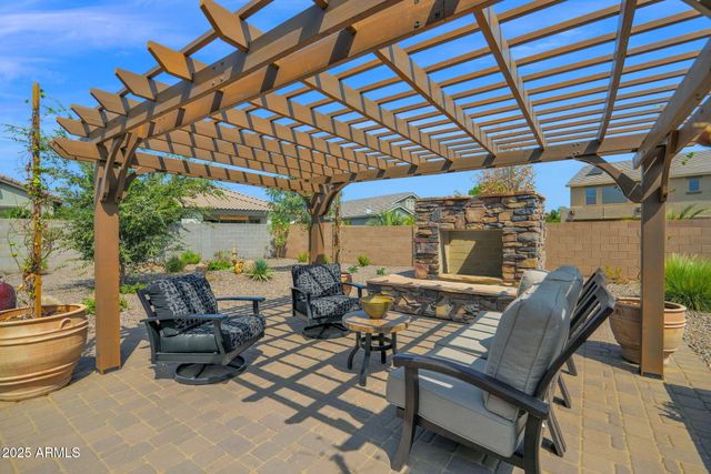 42222 W ALMIRA Court, Maricopa, AZ 85138