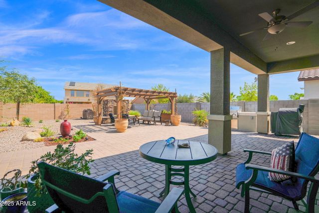 42222 W ALMIRA Court, Maricopa, AZ 85138