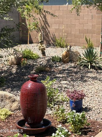 42222 W ALMIRA Court, Maricopa, AZ 85138