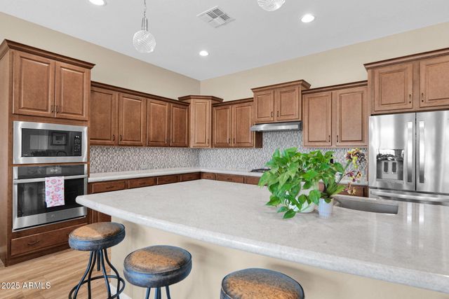 42222 W ALMIRA Court, Maricopa, AZ 85138