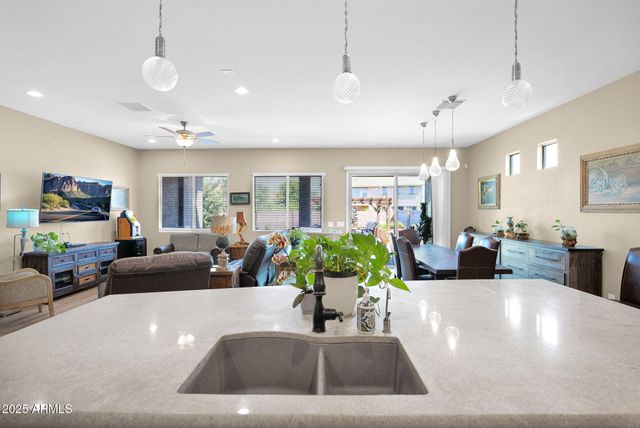 42222 W ALMIRA Court, Maricopa, AZ 85138