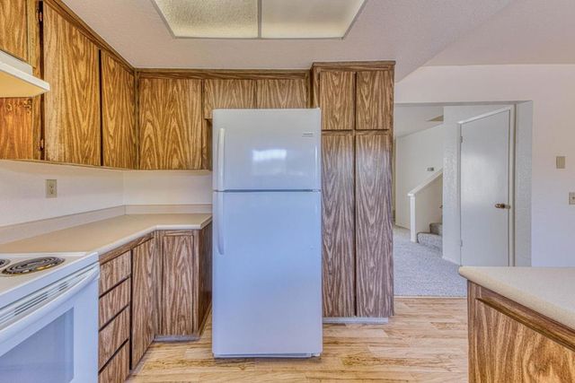 19100 Creekside Place, Salinas, CA 93908