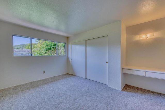 19100 Creekside Place, Salinas, CA 93908
