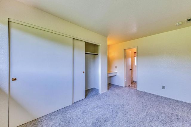 19100 Creekside Place, Salinas, CA 93908
