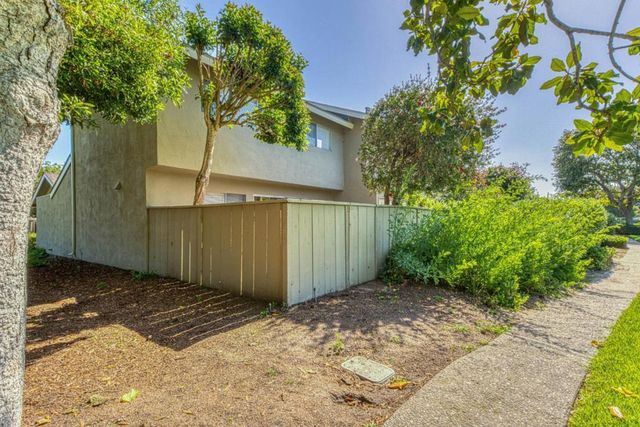 19100 Creekside Place, Salinas, CA 93908