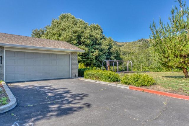 19100 Creekside Place, Salinas, CA 93908