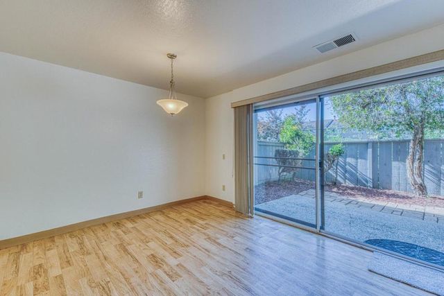 19100 Creekside Place, Salinas, CA 93908
