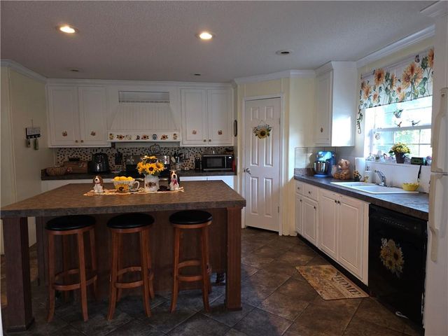 6651 Taylor Avenue, Irvington, AL 36544