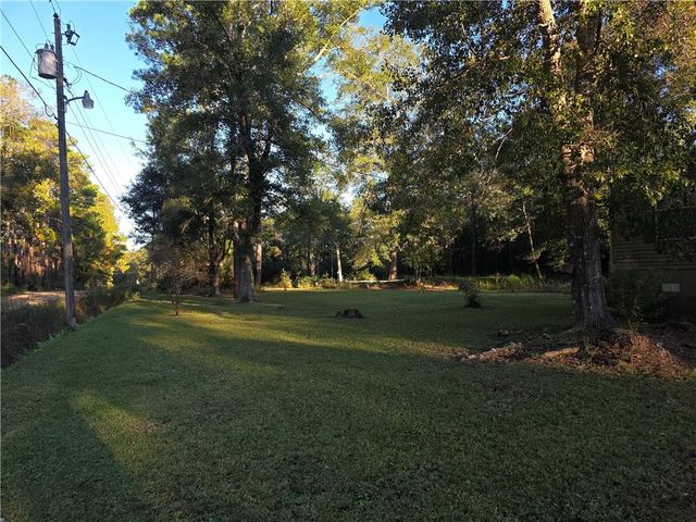 6651 Taylor Avenue, Irvington, AL 36544