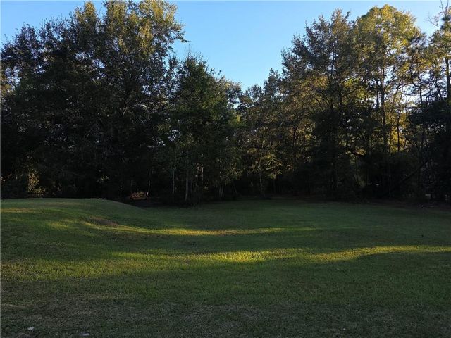 6651 Taylor Avenue, Irvington, AL 36544