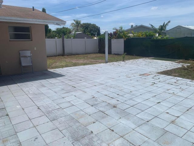9640 SW 1ST Place, Boca Raton, FL 33428