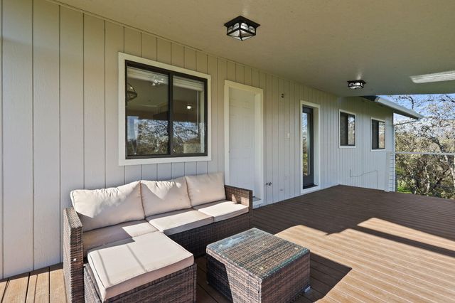 19662 White Horse Place, Cottonwood, CA 96022