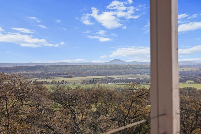 19662 White Horse Place, Cottonwood, CA 96022