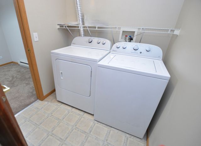 300 Cunat Boulevard 2C, Richmond, IL 60071