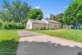 3705 Burchfield Drive, Lansing, MI 48910