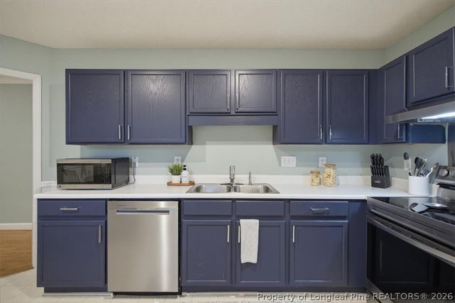 157 Hobson Court, Raeford, NC 28376