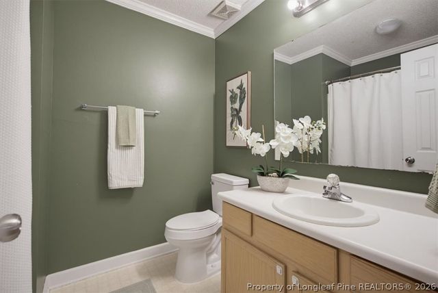 157 Hobson Court, Raeford, NC 28376