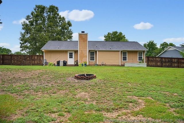 157 Hobson Court, Raeford, NC 28376