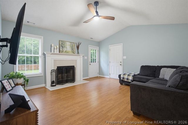 157 Hobson Court, Raeford, NC 28376